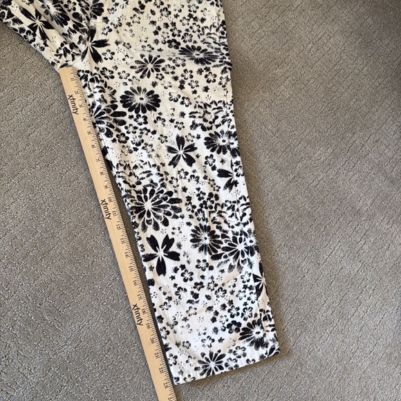 Calvin Klein Floral ankle jeans - Picture 10 of 10